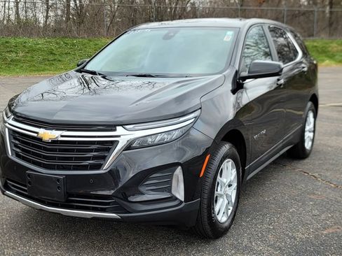 Used 2024 Chevrolet Equinox LT AWD/4WD image 3