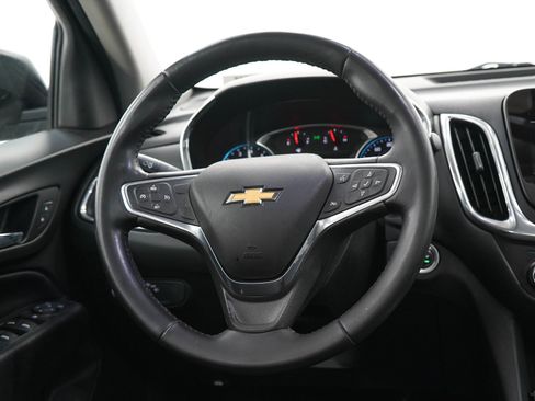 Used 2018 Chevrolet Equinox LT w/ Sun & Infotainment Package AWD/4WD image 17