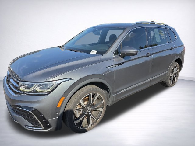 Certified 2024 Volkswagen Tiguan SEL R-Line AWD/4WD image 2