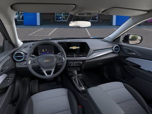 New 2026 Chevrolet Trax LT w/ Driver Confidence Package FWD image 15
