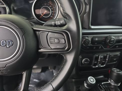 Used 2022 Jeep Wrangler Unlimited Sport AWD/4WD image 18