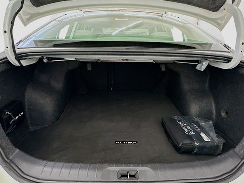 Used 2022 Nissan Altima 2.5 SV w/ SV Premium Package image 30