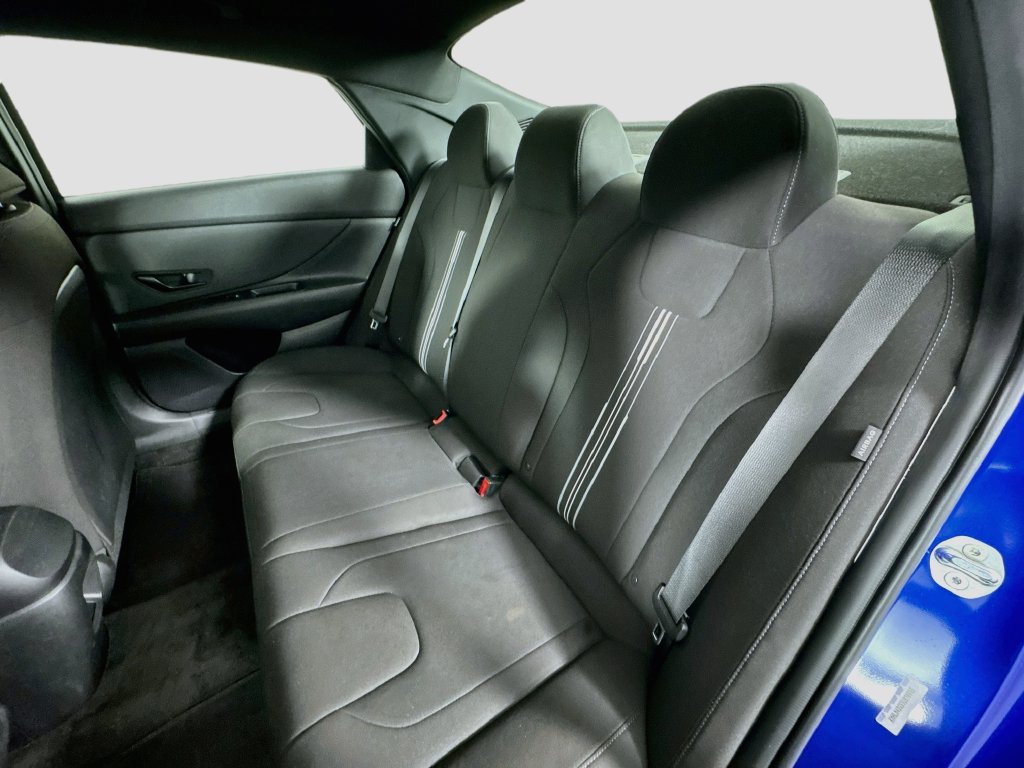 Used 2025 Hyundai Elantra Sport FWD image 23