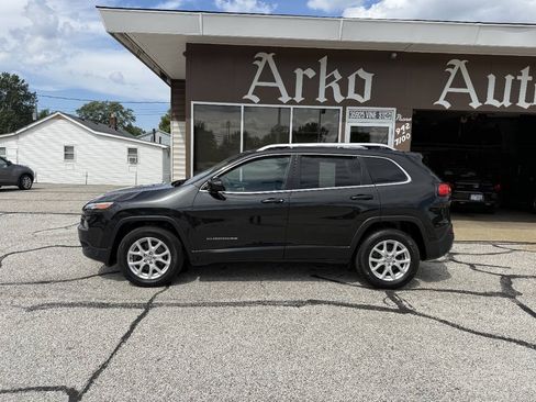 Used 2015 Jeep Cherokee Latitude AWD/4WD image 6