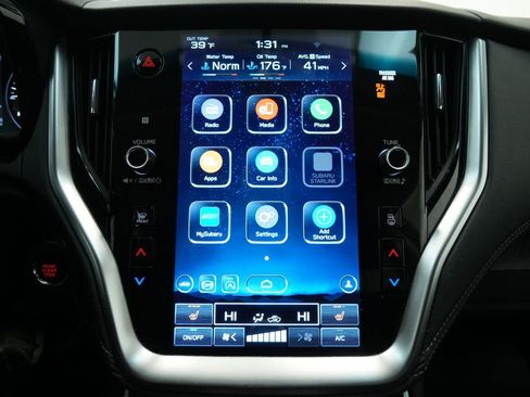 Used 2022 Subaru Outback Premium image 32