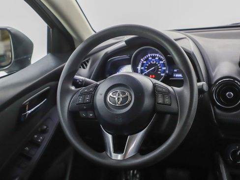 Used 2018 Toyota Yaris iA image 14