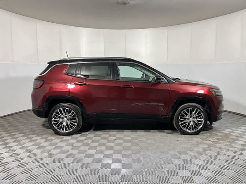 Used 2022 Jeep Compass Limited w/ Elite Group AWD/4WD image 9