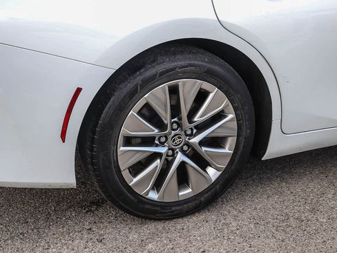 Used 2022 Toyota Mirai XLE w/ Advanced Technology Package image 11