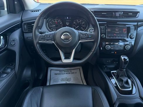 Certified 2022 Nissan Rogue Sport SL w/ Premium Package image 27