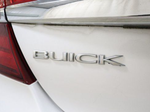 Used 2016 Buick Regal Premium FWD image 24