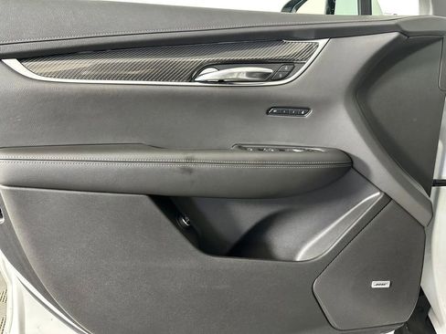 Used 2021 Cadillac XT6 Sport AWD/4WD image 24