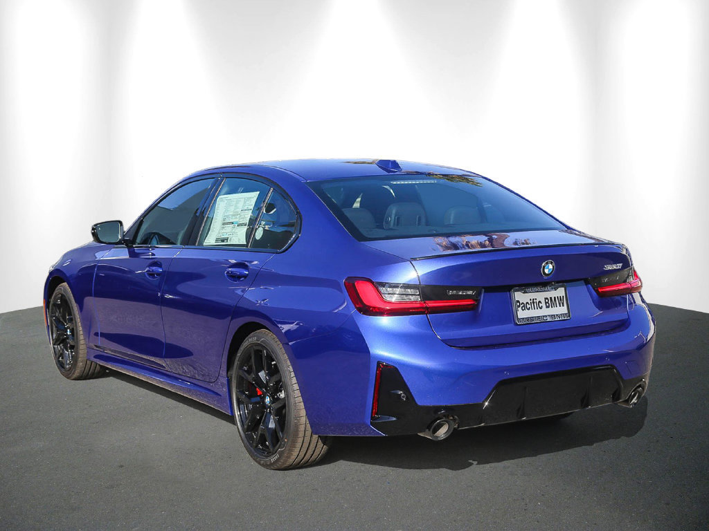 Used 2026 BMW 330i Sedan w/ M Sport Package RWD image 4