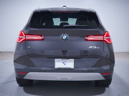 Used 2025 BMW X3 xDrive30i AWD/4WD image 5