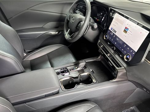 Certified 2025 Lexus RX 350 w/ Convenience Package AWD/4WD image 20