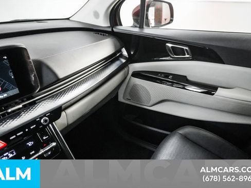 Used 2022 Kia Carnival SX Prestige image 44