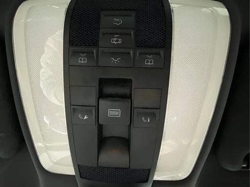 Used 2013 Mercedes-Benz C 300 Sport image 21