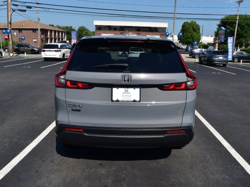 Certified 2024 Honda CR-V EX image 7