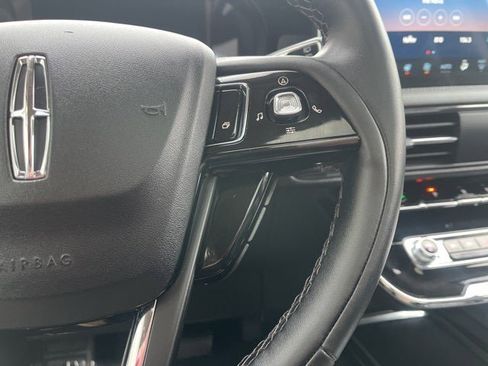 Used 2023 Lincoln Corsair AWD w/ Equipment Group 101A image 31