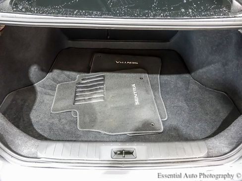 Used 2024 Nissan Sentra SR w/ SR Premium Package image 21