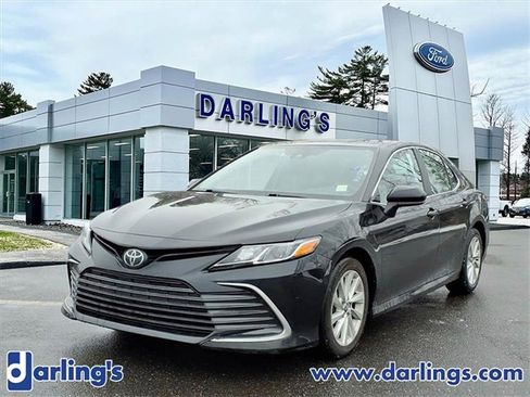 Used 2023 Toyota Camry LE image 1