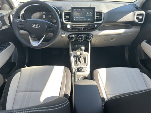 New 2026 Hyundai Venue SEL FWD image 16