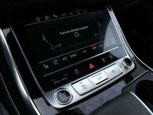Used 2024 Audi Q8 Prestige w/ Prestige Package AWD/4WD image 17