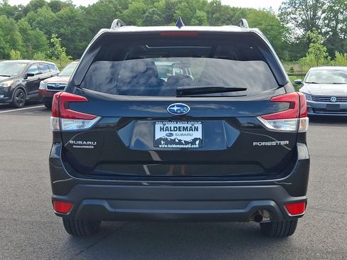 Certified 2023 Subaru Forester Premium AWD/4WD image 6