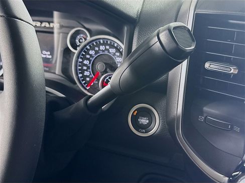 Used 2025 RAM 2500 Lone Star image 17
