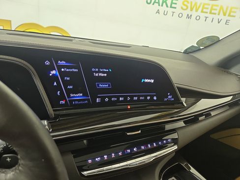 Certified 2022 Cadillac Escalade Sport w/ Touring Package image 20