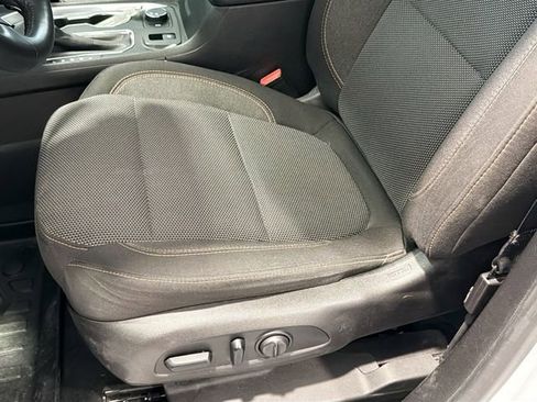 Certified 2018 Chevrolet Traverse LT image 17