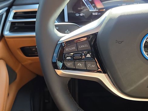 Used 2025 BMW i4 eDrive40 w/ Premium Package image 21