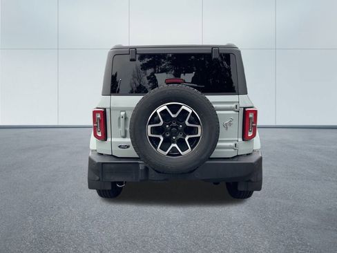 Used 2024 Ford Bronco Outer Banks image 6