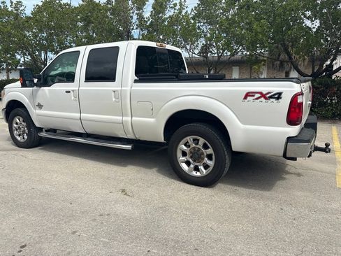 Used 2015 Ford F250 Lariat w/ Lariat Ultimate Package AWD/4WD image 5
