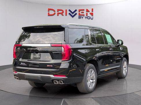 New 2026 GMC Yukon Denali w/ Sun & Power Step Package AWD/4WD image 5