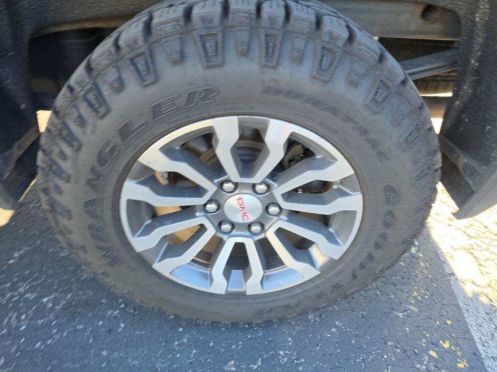 Used 2019 GMC Sierra 1500 AT4 w/ AT4 Premium Package AWD/4WD image 7