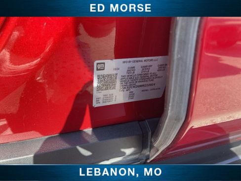 Used 2024 GMC Yukon AT4 image 35