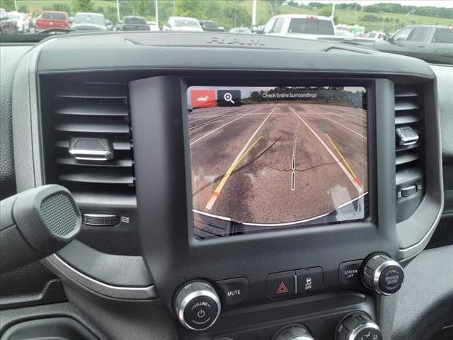 New 2024 RAM 3500 Tradesman w/ Chrome Appearance Group AWD/4WD image 13