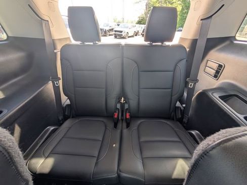 Used 2019 GMC Acadia SLT FWD image 28