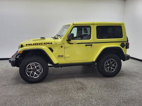Used 2024 Jeep Wrangler Rubicon image 23