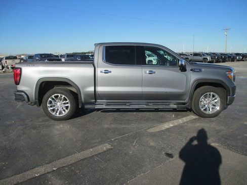 Used 2021 GMC Sierra 1500 SLT w/ SLT Premium Package image 3
