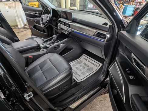 Used 2022 Kia Telluride SX w/ Nightfall Edition Package image 5