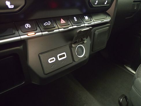 Used 2020 Chevrolet Silverado 1500 RST w/ All-Star Edition image 26