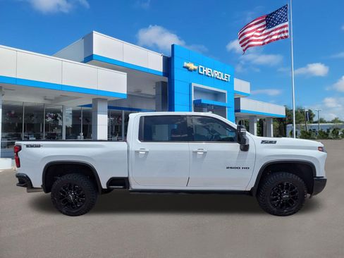Used 2025 Chevrolet Silverado 2500 LTZ w/ Trail Boss Package AWD/4WD image 2