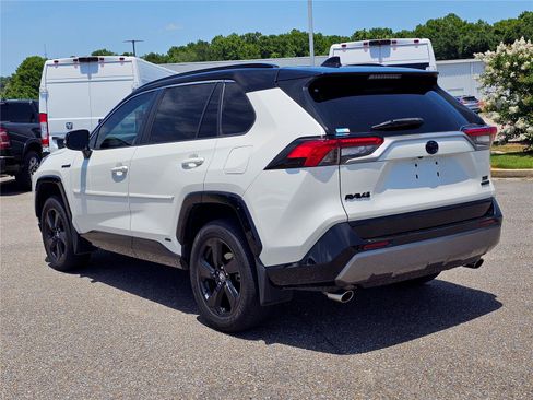 Used 2021 Toyota RAV4 XSE w/ XSE Grade Weather Package AWD/4WD image 13