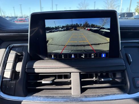 Used 2022 Chevrolet Tahoe RST w/ Luxury Package image 25