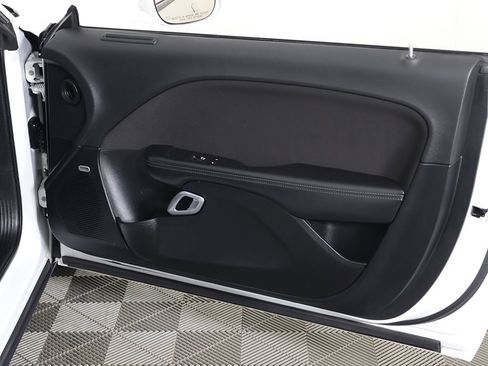 Used 2023 Dodge Challenger SXT image 20