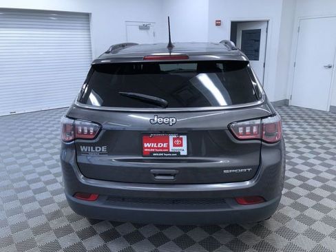 Used 2019 Jeep Compass Sport FWD image 6