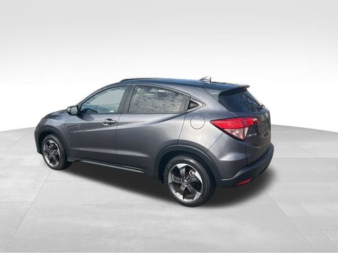 Used 2018 Honda HR-V EX image 3