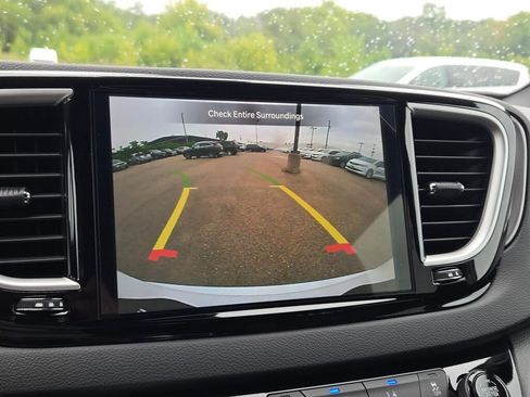 New 2026 Chrysler Voyager LX image 27