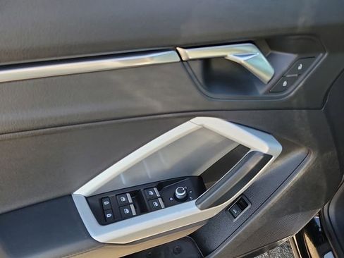 Used 2022 Audi Q3 2.0T Premium image 13